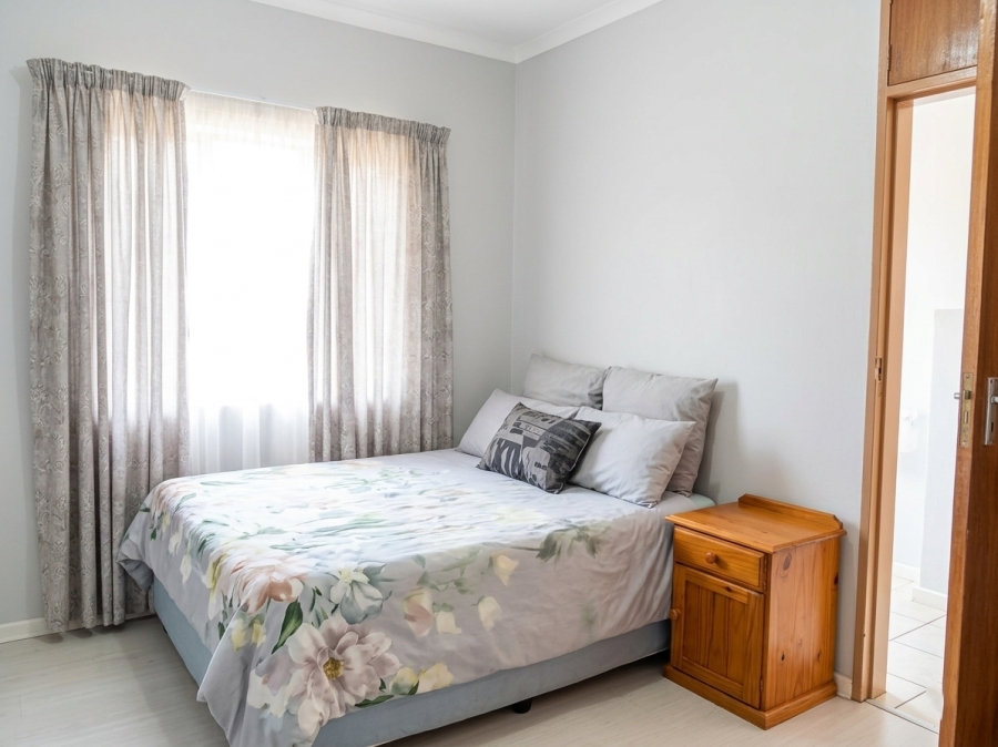 3 Bedroom Property for Sale in Protea Park North West